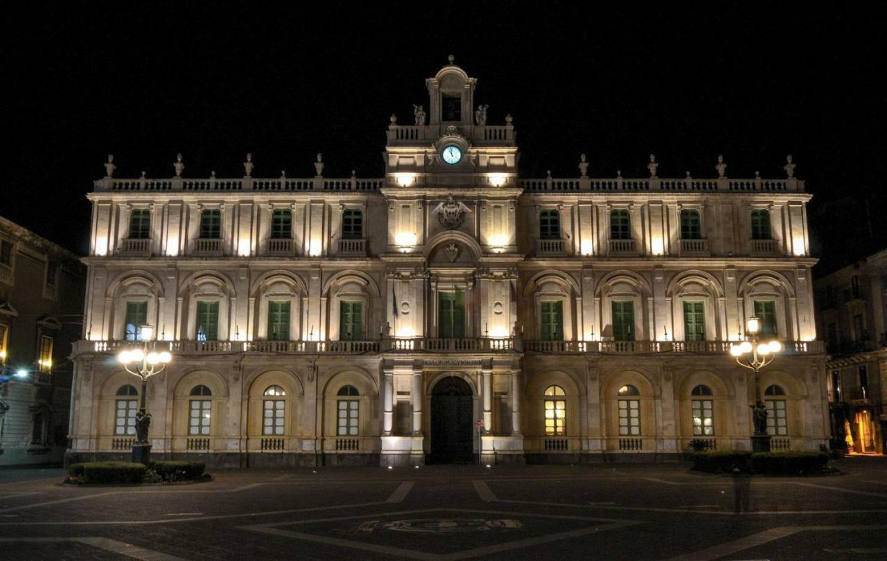 Alla Corte Del XIX Secolo Apartment Catania Exterior photo